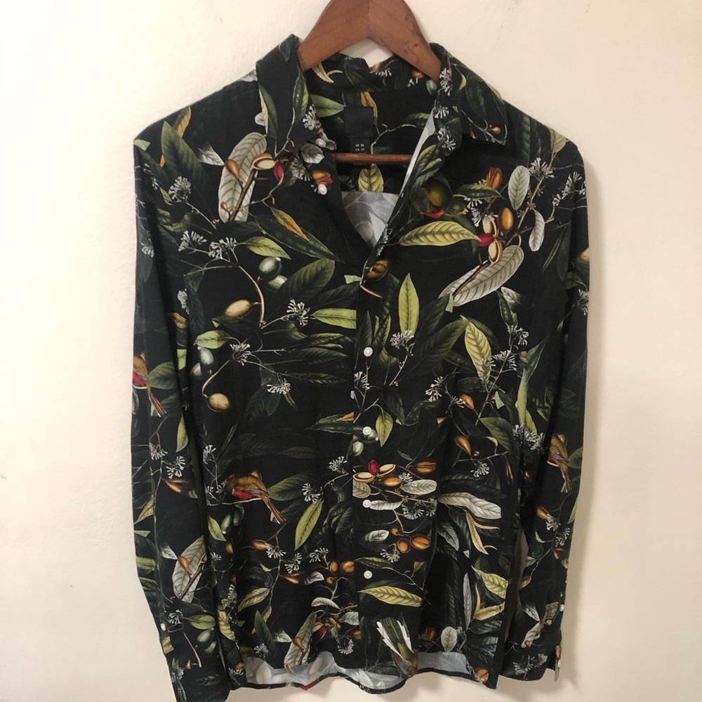 Floral lightweight button up shirt